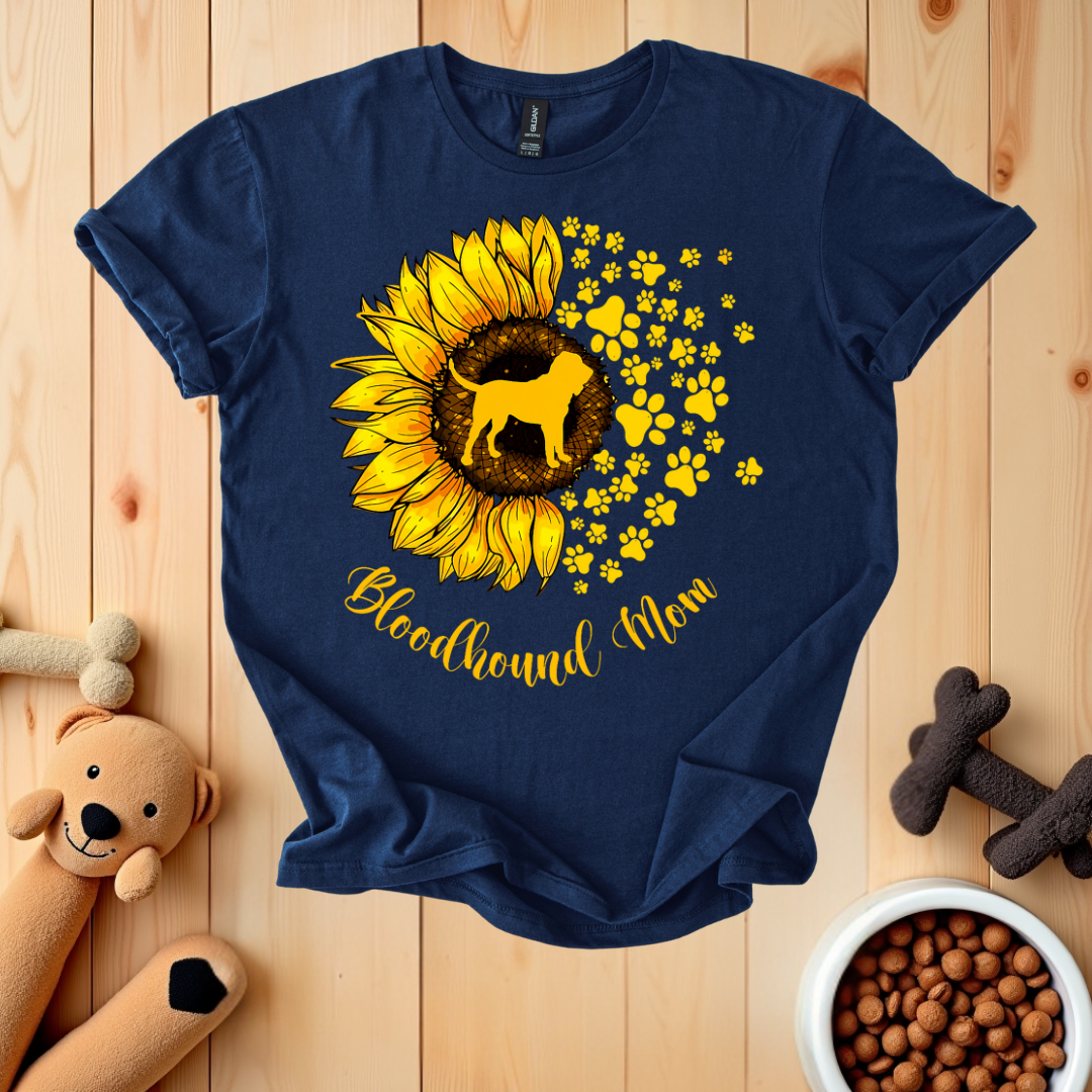 Bloodhound Mom T-Shirt