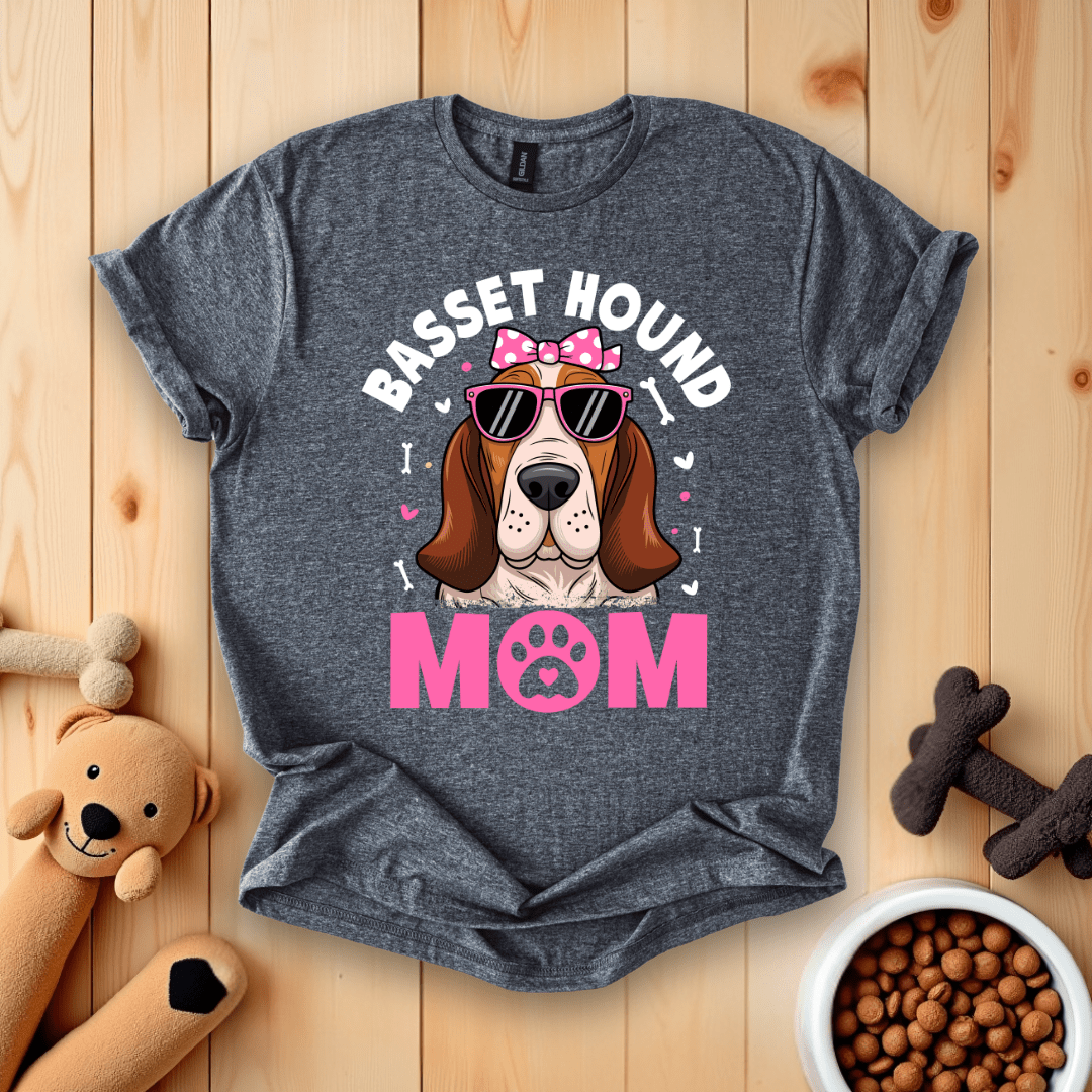 Dark Heather / S Basset Hound Mom T-Shirt