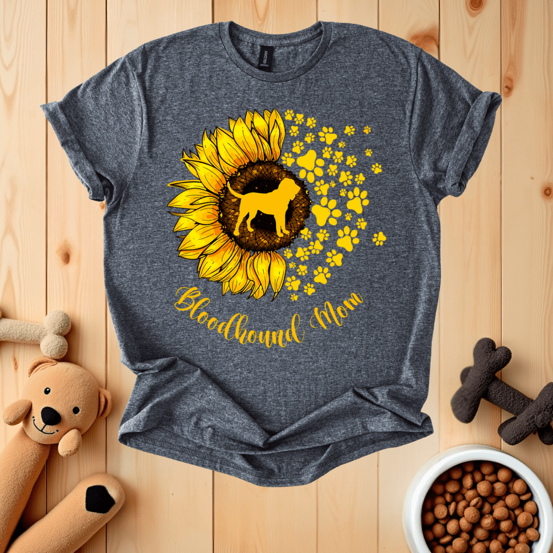 Dark Heather / S Bloodhound Mom T-Shirt