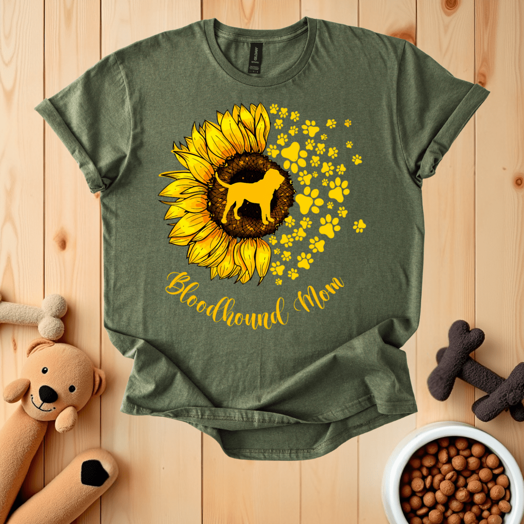 Military Green / S Bloodhound Mom T-Shirt