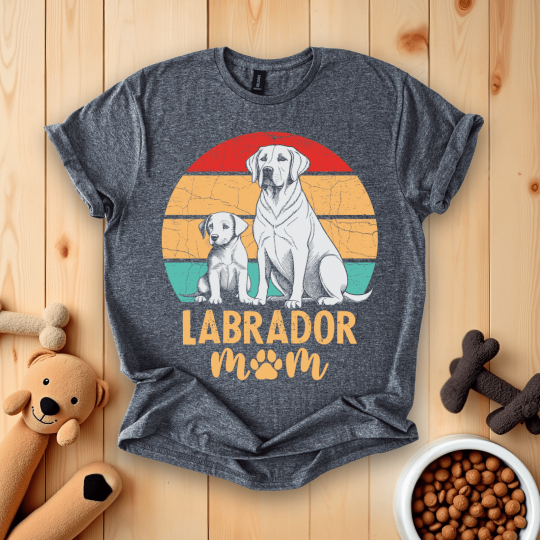 Dark Heather / S Labrador Mom T-Shirt
